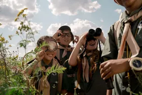 CBC Kids zeigt Haudenosaunee-Schöpfungsgeschichte mit Schattenpuppen