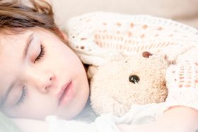 Schlafapnoe bei Kindern: Studie fordert altersabhängige Diagnosekriterien