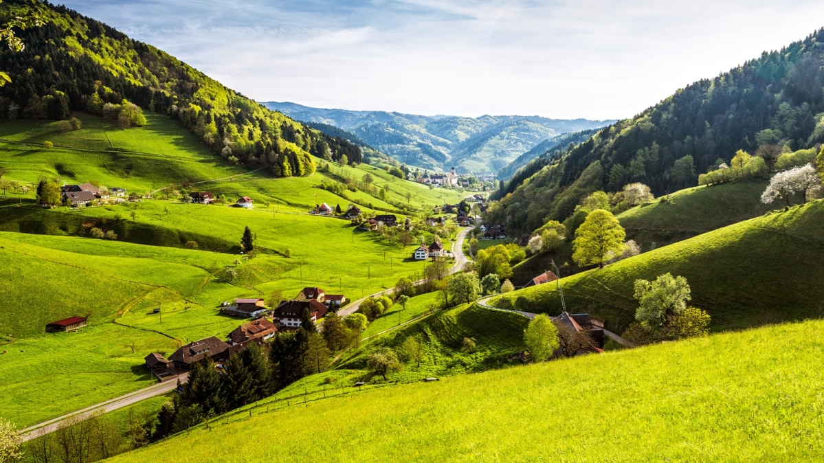 Münstertal mit Blick zum Kloster St. Trudpert, Südschwarzwald