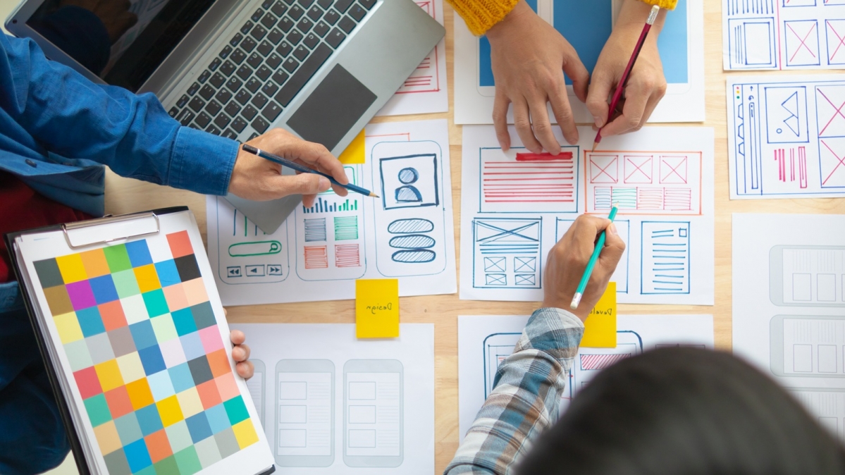 Designteam bei der Arbeit / User Experience Design