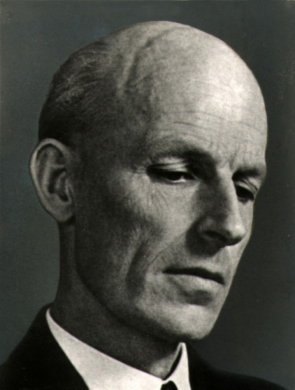 Hausmann, Manfred | wissen.de