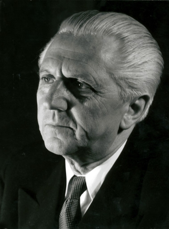 Piscator, Erwin aus dem Lexikon wissen.de