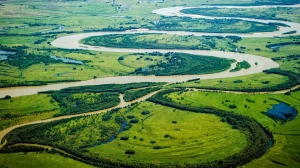 Mäandrierender Flussabschitt des Irtysch in Kasachstan