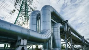 Erdgaspipeline und Leitungsmast