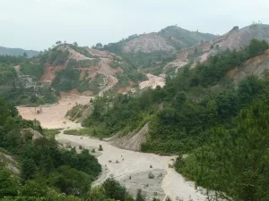 Chinesische Mine für Seltenerdmetalle