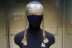 Großes Diadem aus dem "Schatz des Priamos" im Puschkin-Museum,