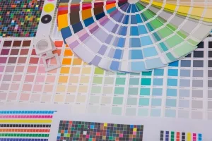 Farben spielen in der Werbeindustrie eine große Rolle.