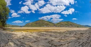 Rhein bei Lorchhausen im Dürresommer 2022