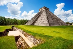 Pyramide des Kukulcán in Chichén Itzá, Mexiko