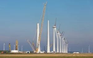 Bau eines Windparks in den Niederlanden