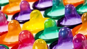 Buntes Kondomsortiment