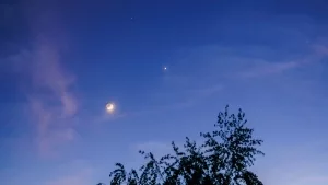 Konjunktion von Venus und Mond am Abendhimmel des 26.04.2020, Dahlen (Nordsachsen)