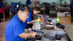 Behindertengerechtes Handwerk für Agent-Orange-Opfer in Ho-Chi-Minh-Stadt