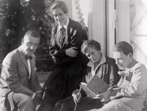 Thomas Mann mit seiner Famile im Nobelpreisjahr 1929: Thomas Mann,  Erika Mann, Katia Mann und Klaus Mann (v.l.n.r.).