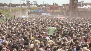 Gedränge an der Rampe, Loveparade 2010 gegen 15:30 Uhr