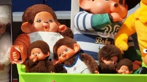 Monchhichis uaf dem Flohmarkt