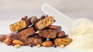 Müsliriegel und Molkepulver