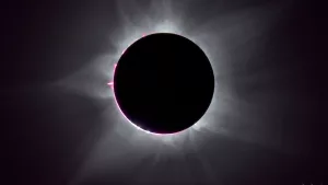 Totale Sonnenfinsternis